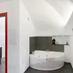 Casa A Cola - Con Jacuzzi Appartement