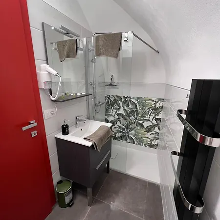 Casa A Cola * Rocchetta Nervina