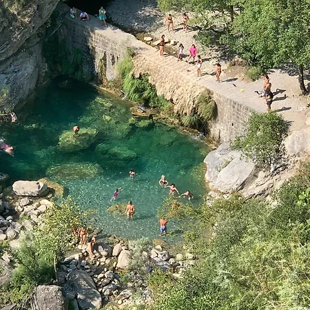 Casa A Cola 公寓 *